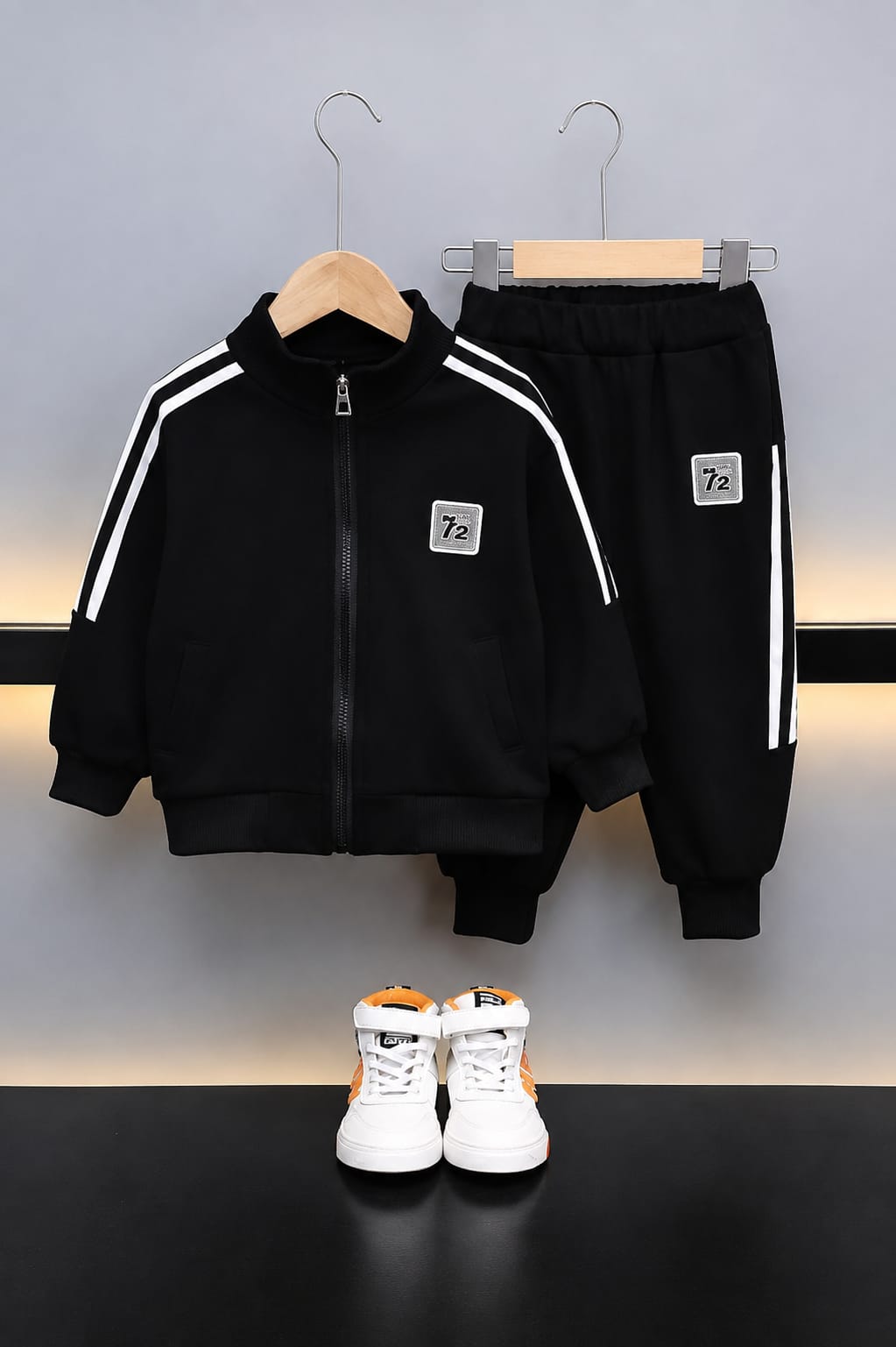 Black With White Stripes 72 Print Zipper Track Suit (RX-531)