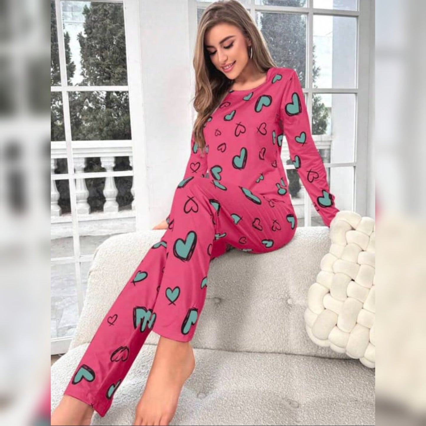 Shocking Pink With Green Herats Print Full Sleeves T-shirt With Hearts Printed Trouser Suit (RX-190)